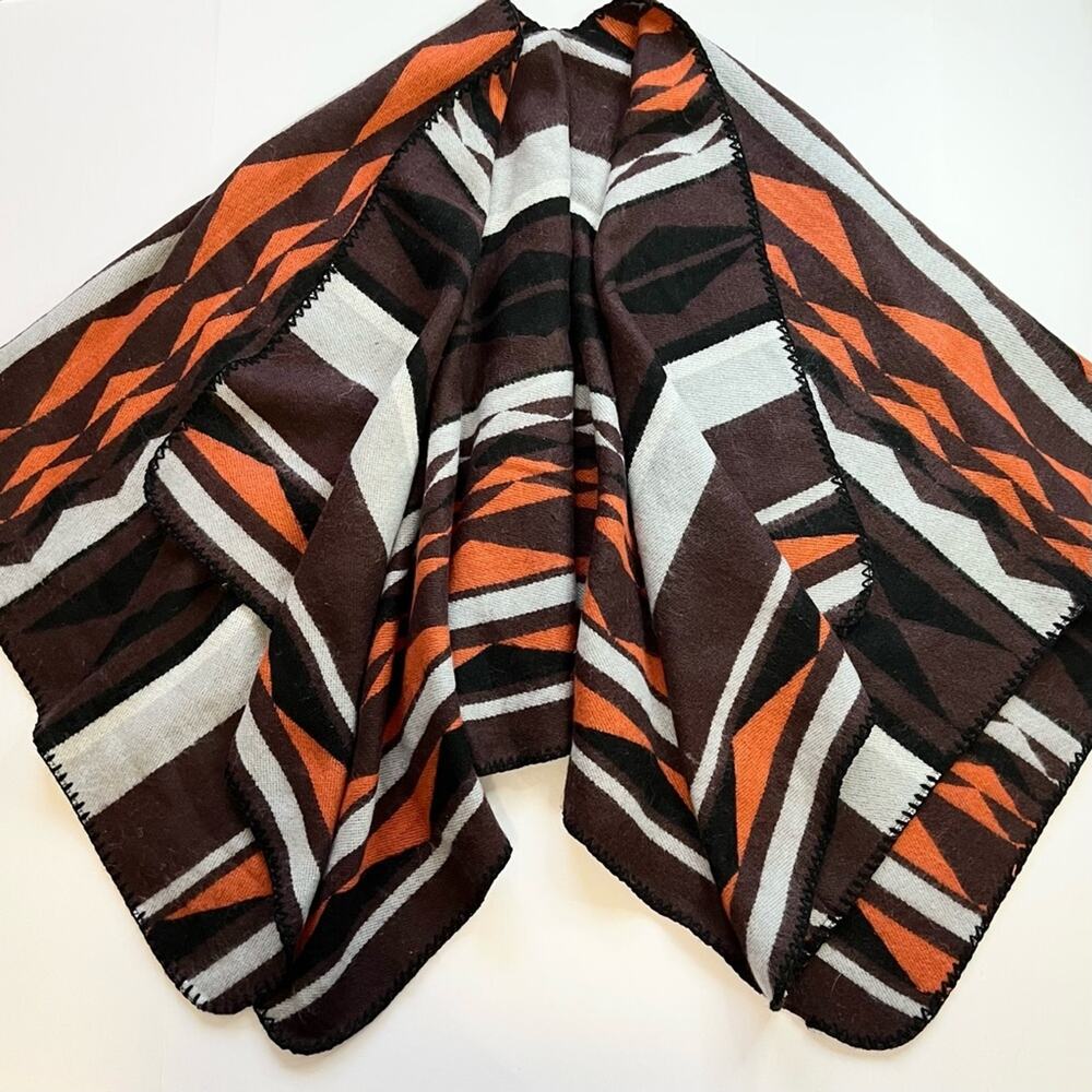 Fleece Poncho Blanket Shawl Geometric Tribal Pattern Old Navy One Size
